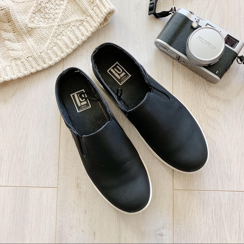 🌟 Black Sneaker Mules